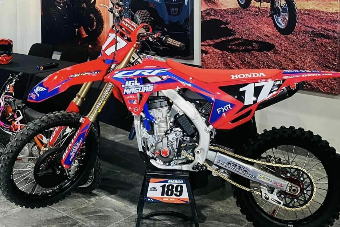 Honda17