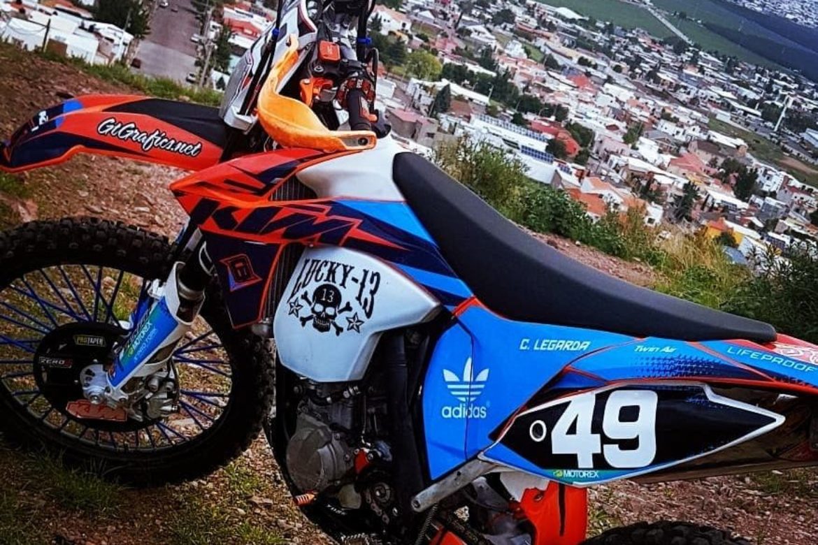 KTM49